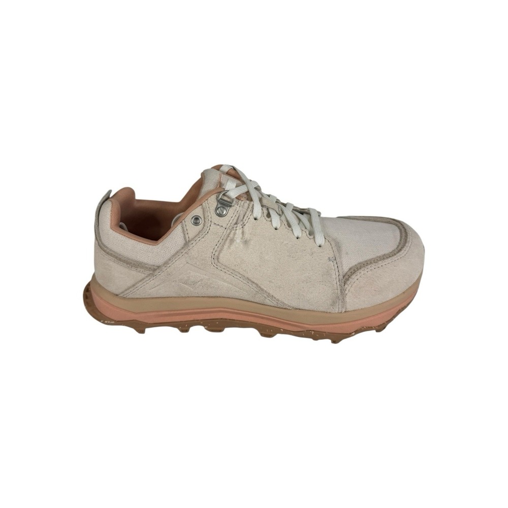 Altra Women's Athletic Shoe in Cream and Pink